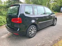 Gebraucht VW Touran 105 PS (77 kW) 2011 Schwarz Van / Kleinbus