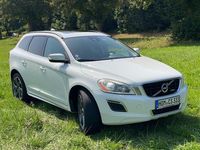 Gebraucht Volvo XC60 R-Design 333 PS (244 kW) 2012 Weiß SUV