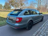 Gebraucht Skoda Superb 165 PS (121 kW) 2010 Silber Kombi