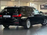 Używany BMW 320 Shadowline 184 KM (135 kW) 2023 Czarny Kombi