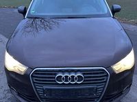 Gebraucht Audi A1 Ambition 105 PS (77 kW) 2011 Braun Kleinwagen