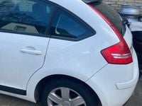 Second-hand Citroën C4 Comfort 109 CP (80 kW) 2008 Alb Berlinǎ