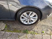 Gebraucht Opel Insignia Sport 194 PS (142 kW) 2014 Plat.anthr./rogrey/0j:silbergr Kombi