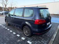 Gebraucht VW Sharan Trendline 140 PS (102 kW) 2010 Blau Van / Kleinbus