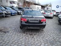 Gebraucht Mercedes E220 170 PS (125 kW) 2013 Schwarz Limousine