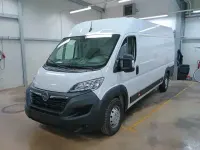 Gebraucht Opel Movano 140 PS (102 kW) 2024 Cassablanca weiß Van