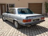 Gebraucht Mercedes 500 241 PS (177 kW) 1982 Silber