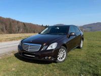Gebraucht Mercedes E200 136 PS (100 kW) 2009 Braun Limousine