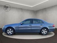 Gebraucht Mercedes E240 Elegance 177 PS (130 kW) 2003 Blau Limousine