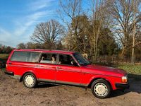 Gebraucht Volvo 240 116 PS (85 kW) 1992 Rot Kombi