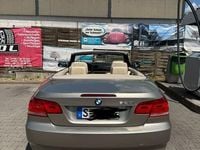 Gebraucht BMW 325 Cabriolet 218 PS (160 kW) 2007 Beige Cabrio