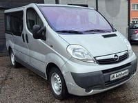 Gebraucht Opel Vivaro 114 PS (83 kW) 2008 Silber Van / Kleinbus