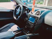 Gebraucht Mercedes ML320 224 PS (164 kW) 2007 Silber SUV