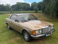Gebraucht Mercedes 230 136 PS (100 kW) 1983 Gold Coupé