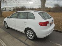 Gebraucht Audi A3 Ambiente 125 PS (91 kW) 2010 Weiß Kleinwagen
