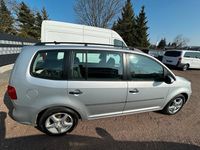 Gebraucht VW Touran 140 PS (102 kW) 2011 Silber Van / Kleinbus