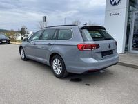 Gebraucht VW Passat Business 150 PS (110 kW) 2023 Grau Kombi