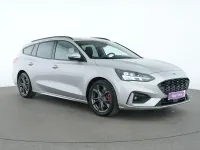 Gebraucht Ford Focus ST-Line 125 PS (91 kW) 2021 Polar silber Limousine