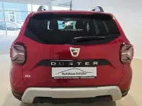 Gebraucht Dacia Duster Prestige 150 PS (110 kW) 2022 Rot SUV