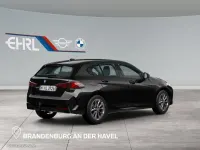 Nowe BMW 120 Performance 170 KM (125 kW) 2026 Czarny Hatchback