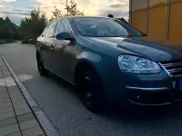 Gebraucht VW Jetta 102 PS (75 kW) 2006 Grün Limousine