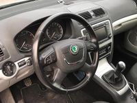 Gebraucht Skoda Octavia 105 PS (77 kW) 2010 Silber Kombi