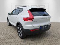Gebraucht Volvo XC40 Plus 163 PS (119 kW) 2024 Crystal white pearl SUV