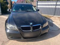 Gebraucht BMW 320 163 PS (119 kW) 2006 Schwarz Kombi