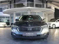 Gebraucht Skoda Octavia Clever 150 PS (110 kW) 2022 Grau Limousine