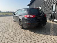 Gebraucht Ford Mondeo Titanium 160 PS (117 kW) 2017 Schwarz Limousine