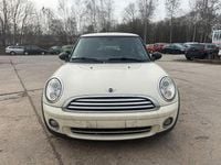 Gebraucht Mini ONE 98 PS (72 kW) 2010 Weiß Kleinwagen