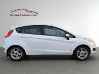Gebraucht Ford Fiesta Celebration 80 PS (58 kW) 2017 Weiß Kleinwagen