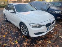 Gebraucht BMW 320 184 PS (135 kW) 2012 Weiß Limousine