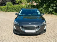 Gebraucht Ford Focus Titanium 150 PS (110 kW) 2020 Grau Kombi