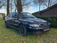 Używany Audi A4 101 KM (74 kW) 1996 Niebieski Sedan/Limuzyna
