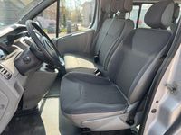 Gebraucht Opel Vivaro 90 PS (66 kW) 2009 Silber Van / Kleinbus