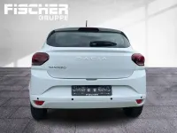 Usado Dacia Sandero Expression 101 HP (74 kW) 2023 Branco Sedan