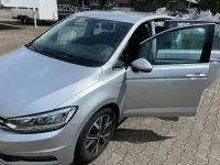 Gebraucht VW Touran Highline 150 PS (110 kW) 2021 Silber Van / Kleinbus
