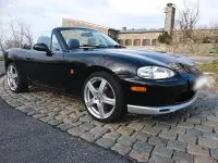 Gebraucht Mazda MX5 110 PS (80 kW) 2000 Schwarz Cabrio