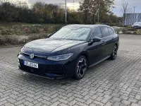 Gebraucht VW Passat R-line 150 PS (110 kW) 2024 Schwarz Kombi