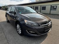 Gebraucht Opel Astra 140 PS (102 kW) 2013 Grau Limousine