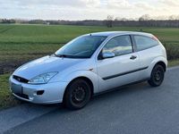 Gebraucht Ford Focus Trend 116 PS (85 kW) 1999 Silber Kleinwagen