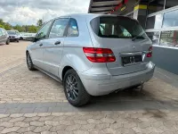 Gebraucht Mercedes B200 136 PS (100 kW) 2006 Silber Van / Kleinbus