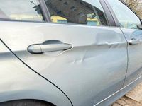 Gebraucht BMW 318 129 PS (94 kW) 2007 Blau Limousine