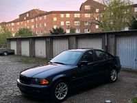 Usado BMW 320 136 HP (100 kW) 2000 Azul Sedan