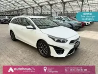 Gebraucht Kia Ceed Platinum Edition 141 PS (103 kW) 2023 Weiß Kleinwagen