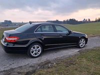 Gebraucht Mercedes E200 184 PS (135 kW) 2010 Schwarz Limousine