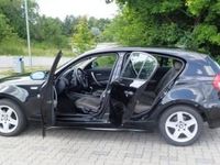 Gebraucht BMW 116 116 PS (85 kW) 2006 Schwarz metallic Kleinwagen