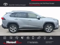 Gebraucht Toyota RAV4 Team 175 PS (128 kW) 2020 Lichtsilber metallic SUV