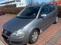 Gebraucht VW Polo 65 PS (47 kW) 2009 Grau Kleinwagen